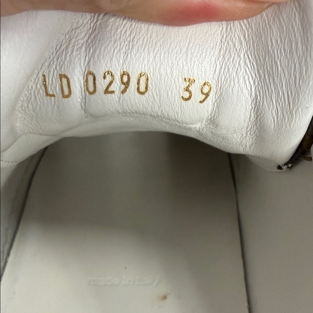 Authentic Louis Vuitton Brown and Monogram Women's Sneakers - Picture 7 of 7
